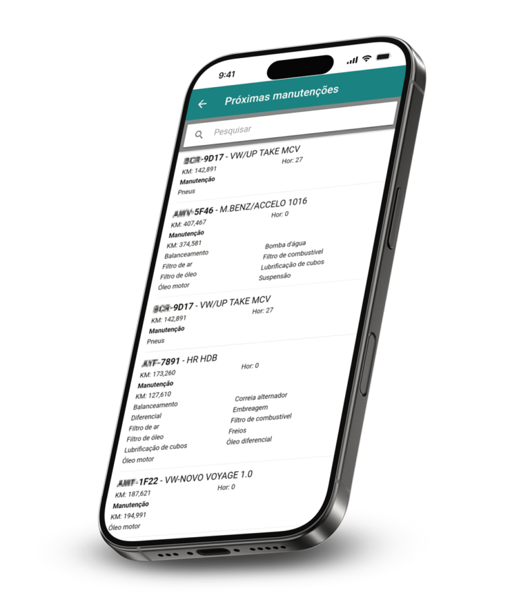 celular iphone com aplicativo rastreamento veicular aberto na tela de controle das manutenções da frota