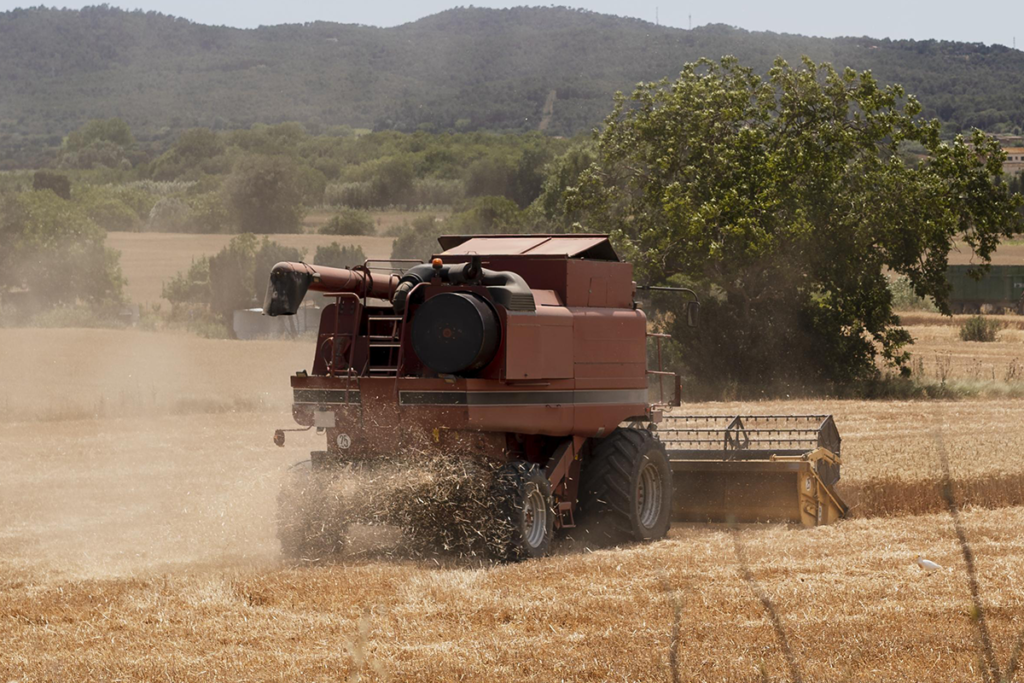 Rastreador via satélite áreas agrícolas